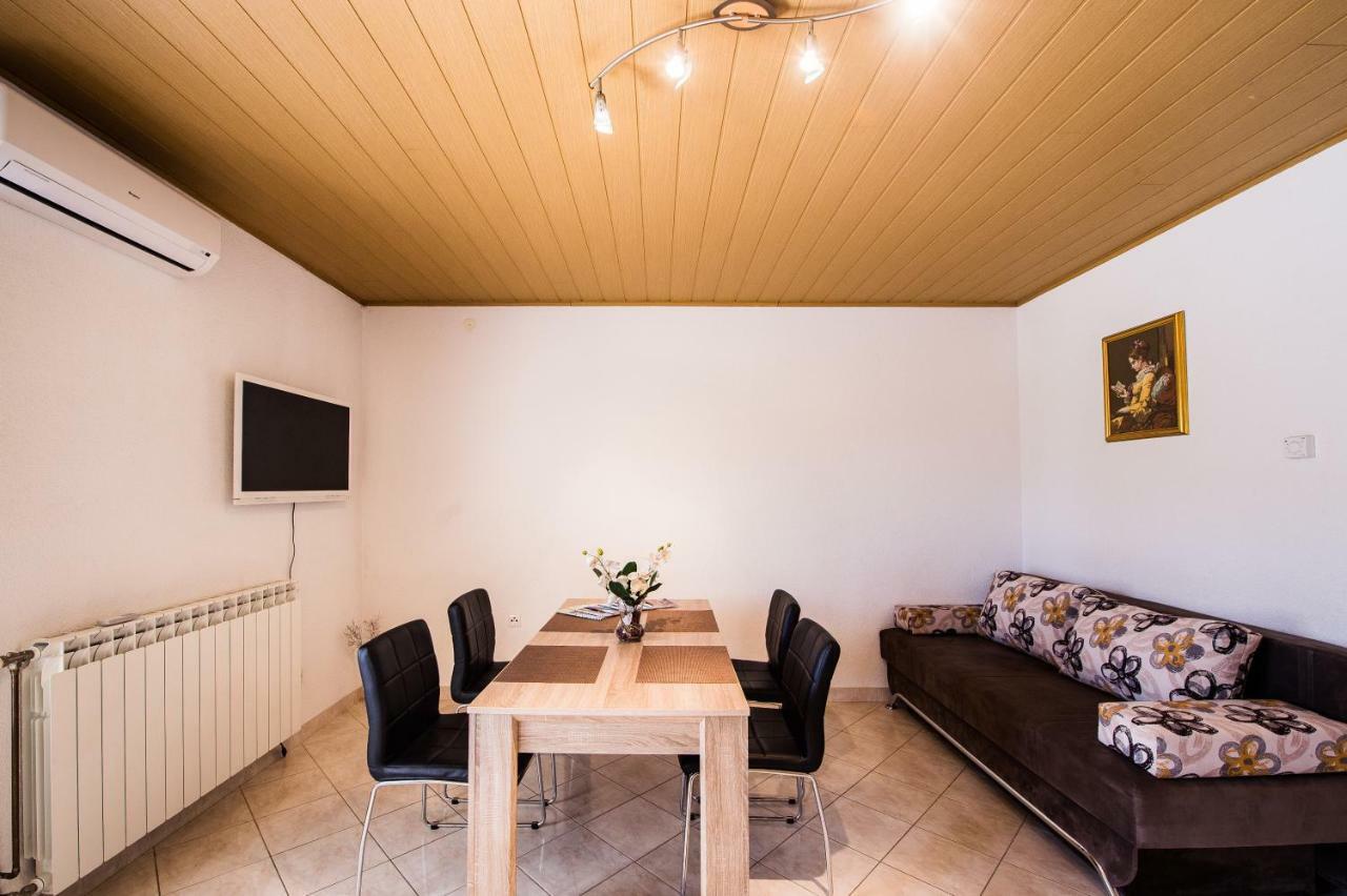Apartmani Mila Podstrana Exteriér fotografie