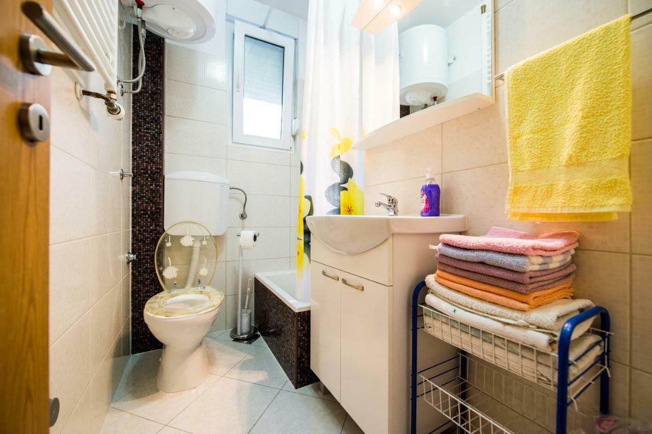 Apartmani Mila Podstrana Exteriér fotografie