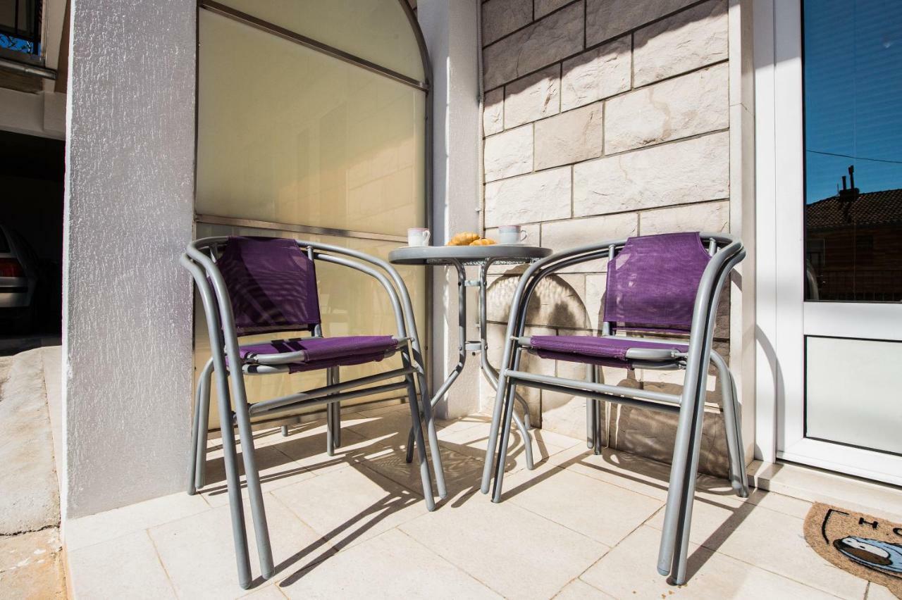 Apartmani Mila Podstrana Exteriér fotografie